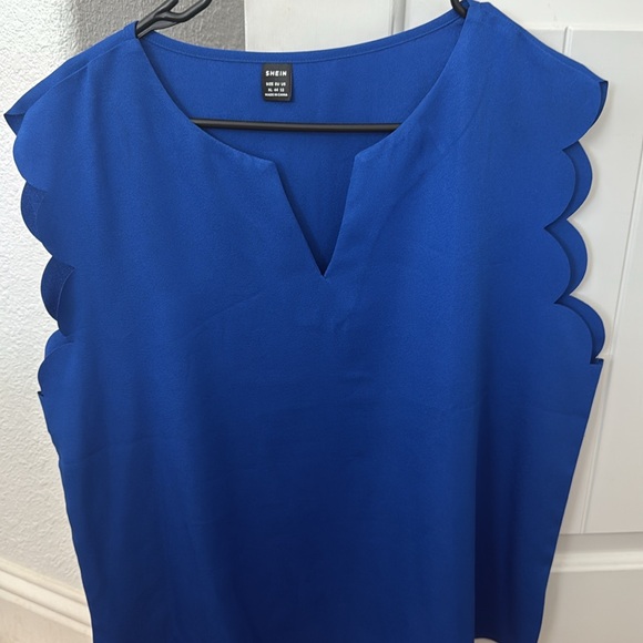 SHEIN Blue V-Neck Blouse with Scalloped Sleeves - Picture 3 of 4